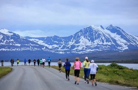 Oι Έλληνες/ίδες στον Midnight Sun Marathon 2026