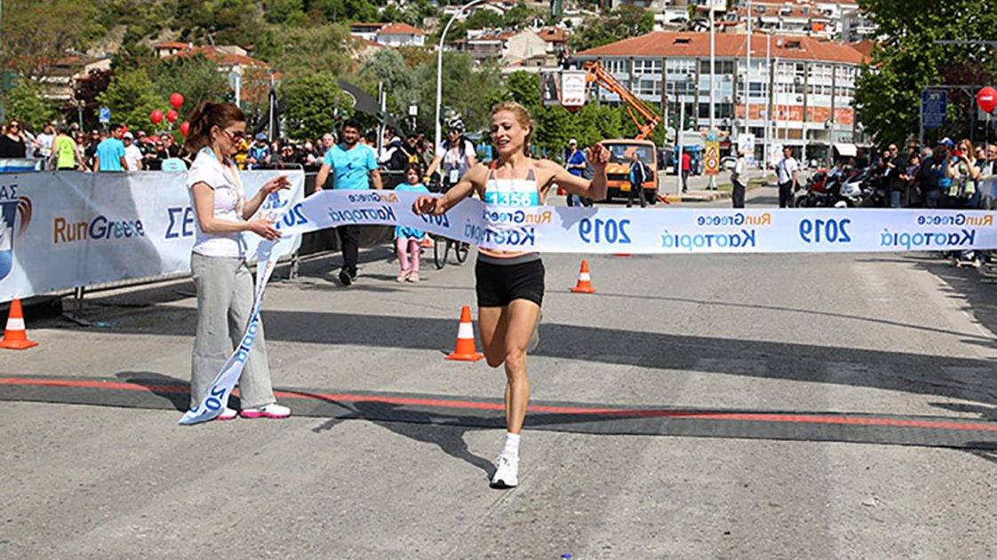 Η Σόνια Τσεκίνη από το Run Greece Καστοριάς