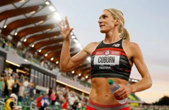 Έγινε μητέρα η στιπλίστρια Emma Coburn