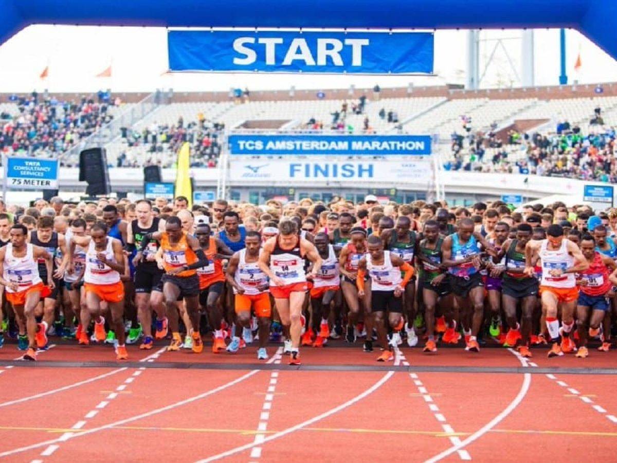 Η εκκίνηση του φετινού TCS Amsterdam Marathon