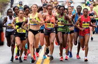 Χαμός στις γυναίκες στον Boston Marathon 2022