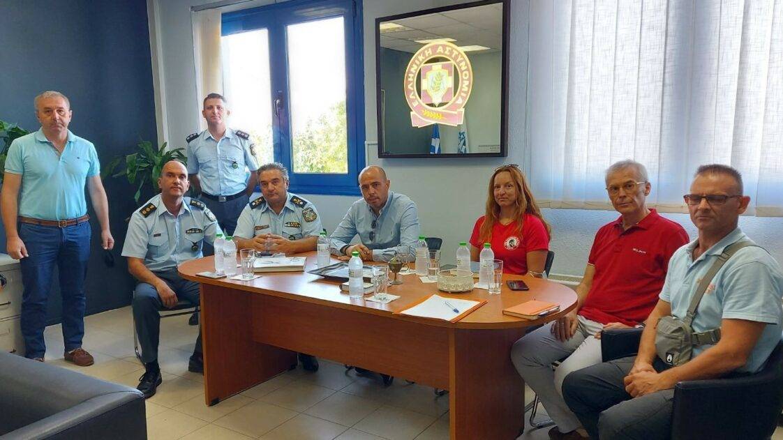 «ΤΡΕΧΩ ΓΙΑ ΤΗΝ ΚΑΤΕΡΙΝΗ»: Συνάντηση της Οργανωτικής Επιτροπής με τον Διευθυντή της Διεύθυνσης Αστυνομίας Πιερίας