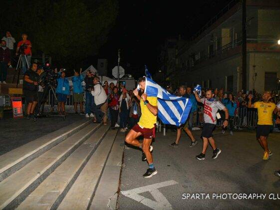Ο Φώτης Ζησιμόπουλος νικητής στο 40ο ΣΠΑΡΤΑΘΛΟΝ