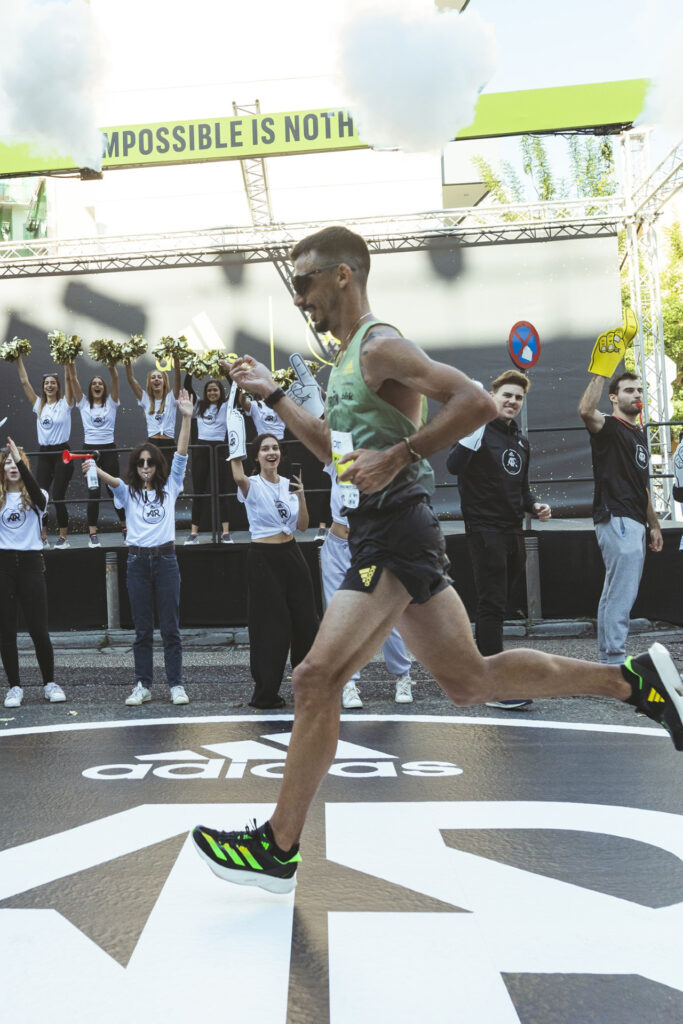 adidas 39ος Αυθεντικός Μαραθώνιος της Αθήνας - Κώστας Γκελαούζος