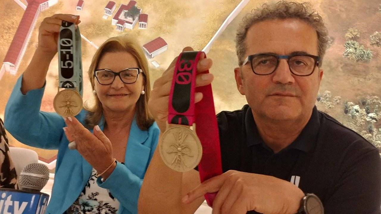 Ioannina Lake Run 2023 - παρουσίαση μεταλλίου
