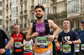 Ένας Έλληνας στον Schneider Electric Marathon de Paris