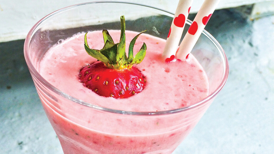 STRAWBERRY-SMOOTHIE