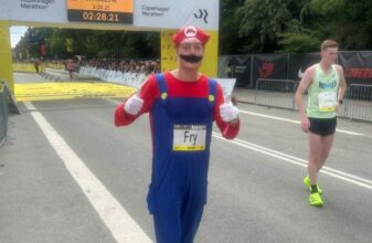 Απίθανη επίδοση σε Μαραθώνιο από τον... Super Mario!