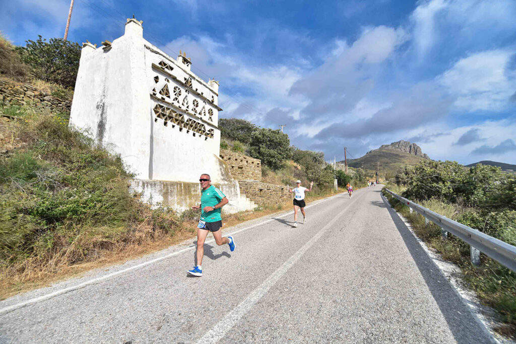 Tinos-Running-Experience-Avance-2025