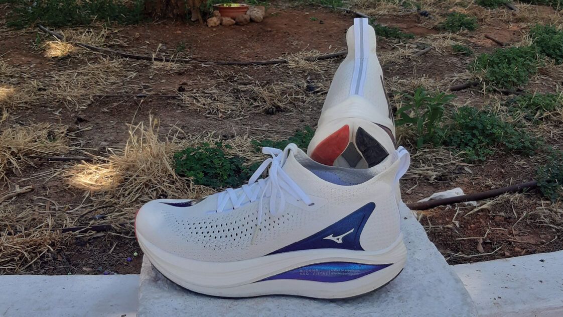 Mizuno-Neo-Vista-2