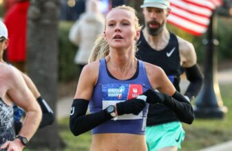 Erin Mawhinney: Μία full time νοσοκόμα που έτρεξε 2:29!