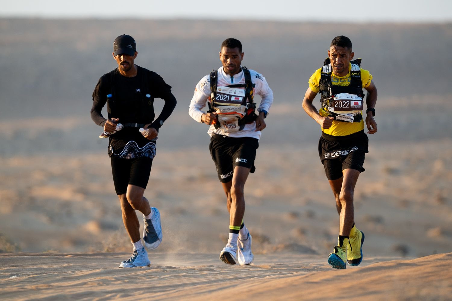 Oman Desert Marathon 2026: Σκληρές μάχες στην έρημο του Ομάν