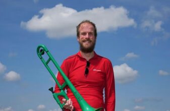 Έφυγε ο Nathaniel Dye, ο δρομέας με το πράσινο τρομπόνι του London Marathon