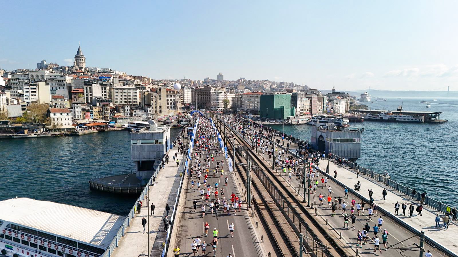 Oι Έλληνες στον Ημιμαραθώνιο της Κωνσταντινούπολης