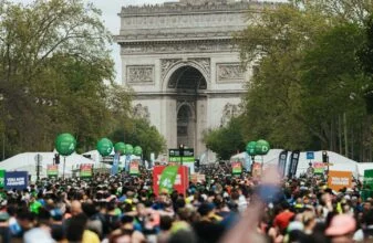 Οι Έλληνες στον Μαραθώνιο στο Παρίσι