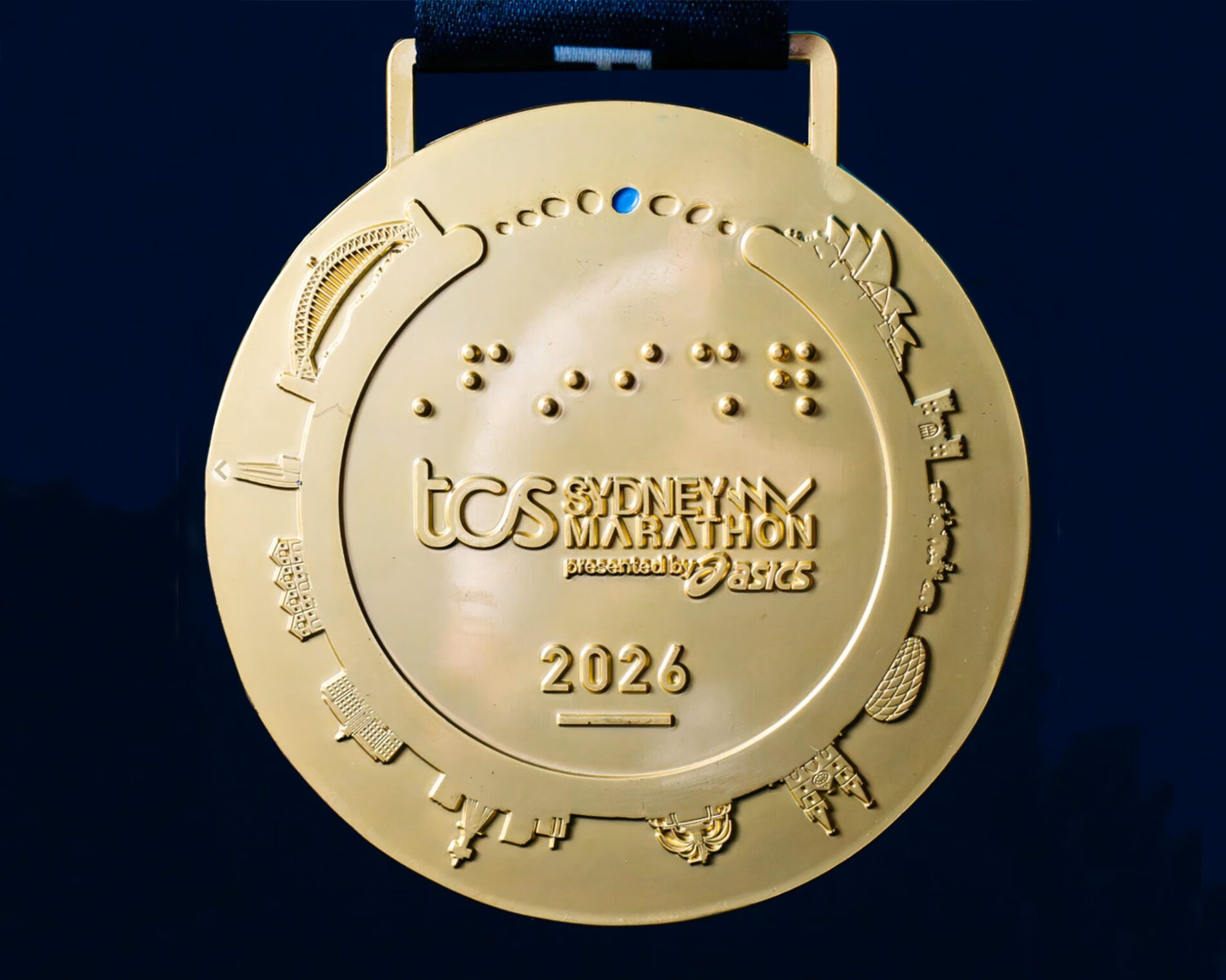 Ιστορική γκάφα με το μετάλλιο του tcs Sydney Marathon